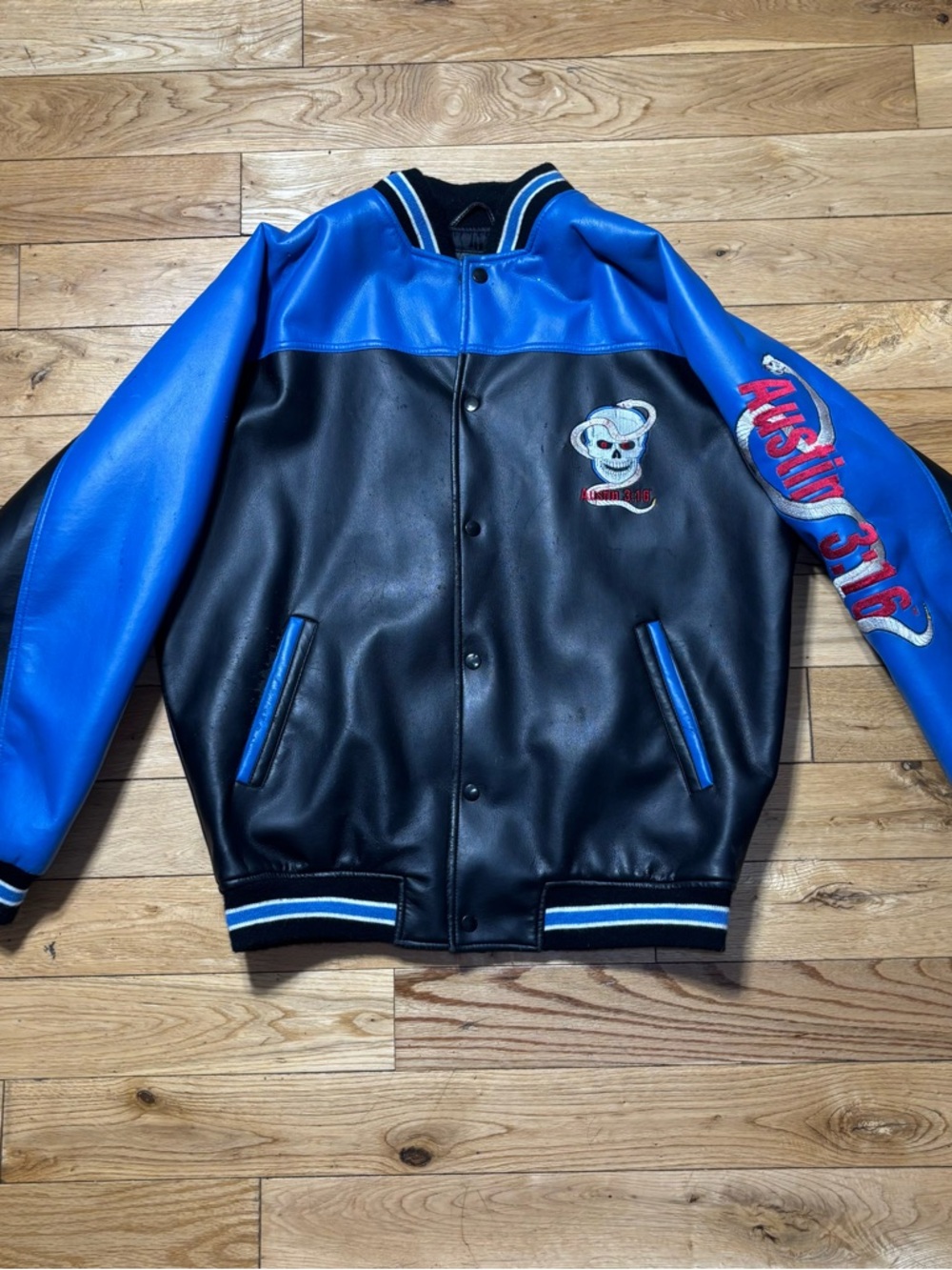 Vintage 1999 WWF Stone Cold Steve Austin Titan Sports Varsity Jacket M - Picture 2 of 8